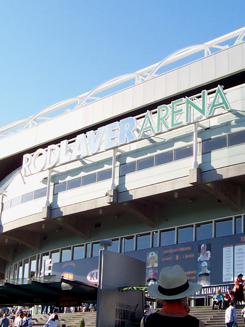 White Hat in front of Roda Laver Arena