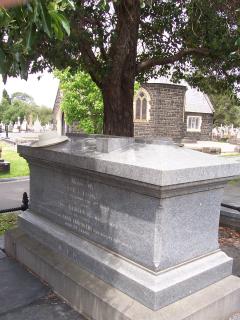 Lalor grave in Melbourne General Cemetery