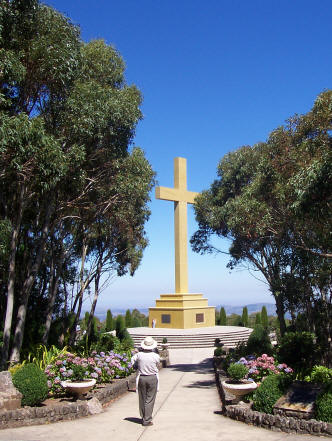 Memorial Cross at Mount Macedon